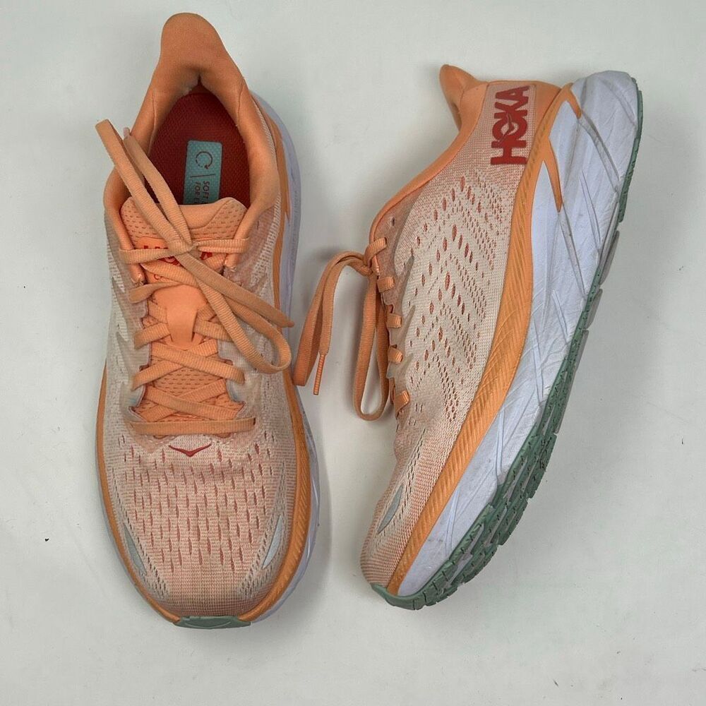 Hoka One One Clifton 8 Running Shoes Womens Sz 8 Cantaloupe Orange 1119394
